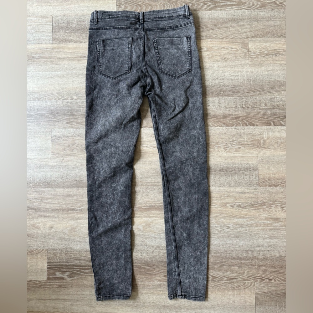 Zara trafaluc dark acid wash pants size 6